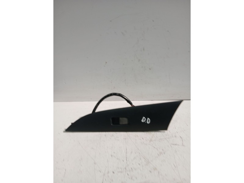 Recambio de mando elevalunas delantero derecho para mazda 3 sedán (bk) 1.6 (bk12) referencia OEM IAM BP4K66370  