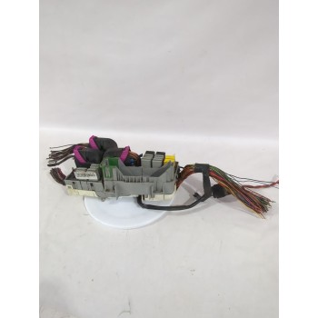 Recambio de caja reles / fusibles para opel corsa c (x01) 1.3 cdti (f08, f68) referencia OEM IAM PA6GB20GF10/13100504  