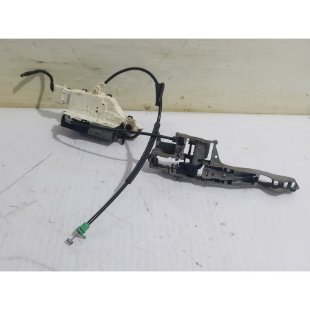 Recambio de cerradura puerta delantera izquierda para citroën c4 sedan collection referencia OEM IAM 9686719880  