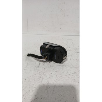 Recambio de mando luces para opel corsa d (s07) 1.2 (l08, l68) referencia OEM IAM 13310330  