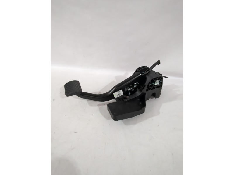 Recambio de pedal freno para mg zs suv (azs1) 1.5 vti referencia OEM IAM 11429559/2410090242  