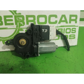 MOTOR ELEVALUNAS TRASERO DERECHO 1K4839402C 
