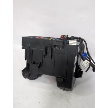 Recambio de caja reles / fusibles para mg zs suv (azs1) 1.5 vti referencia OEM IAM 11213743  