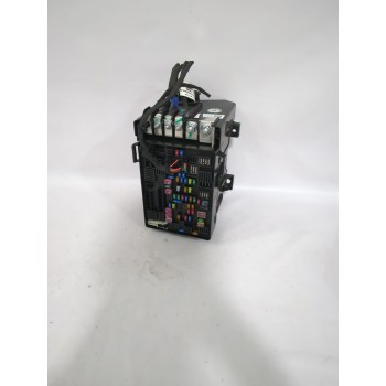Recambio de caja reles / fusibles para mg zs suv (azs1) 1.5 vti referencia OEM IAM 11213743  