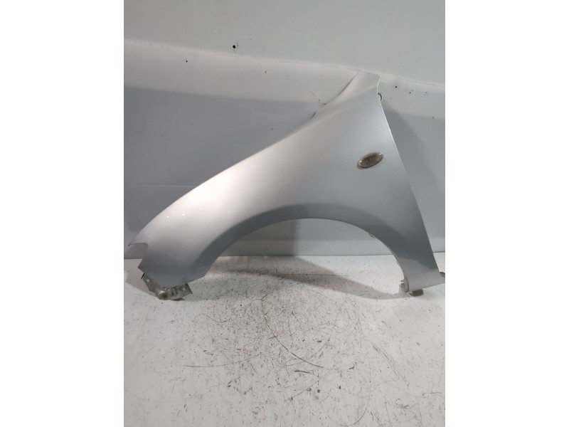 Recambio de aleta delantera izquierda para mazda 3 sedán (bk) 1.6 (bk12) referencia OEM IAM BP4K52211D  