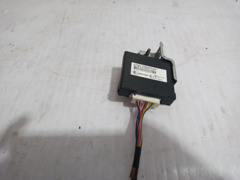 Recambio de modulo electronico para toyota prius (nhw20) basis referencia OEM IAM 97RI012017  