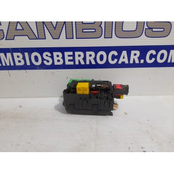 CAJA RELES / FUSIBLES 9806192580 