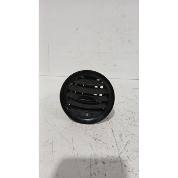Recambio de rejilla aireadora para opel corsa d (s07) 1.2 (l08, l68) referencia OEM IAM 13203702  
