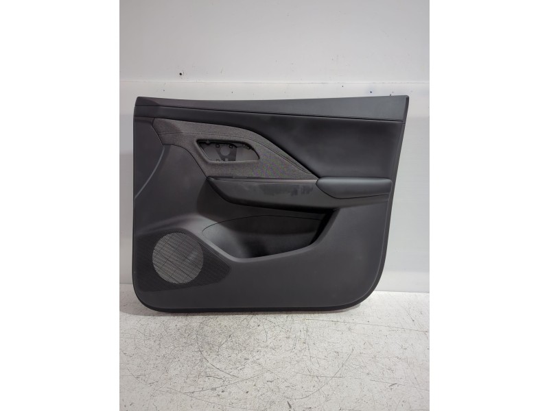 Recambio de guarnecido puerta delantera derecha para mg zs suv (azs1) 1.5 vti referencia OEM IAM 654648856  