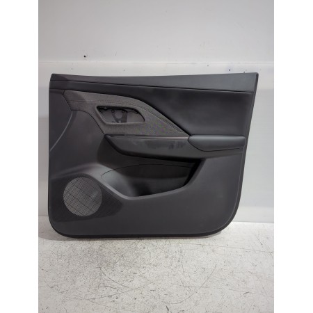 Recambio de guarnecido puerta delantera derecha para mg zs suv (azs1) 1.5 vti referencia OEM IAM 654648856  