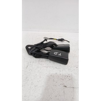 Recambio de enganche cinturon trasero derecho para mg zs suv (azs1) 1.5 vti referencia OEM IAM 11615129PHD  