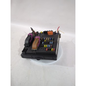 Recambio de caja reles / fusibles para volvo xc70 i cross country (295) d5 awd referencia OEM IAM 30786646  