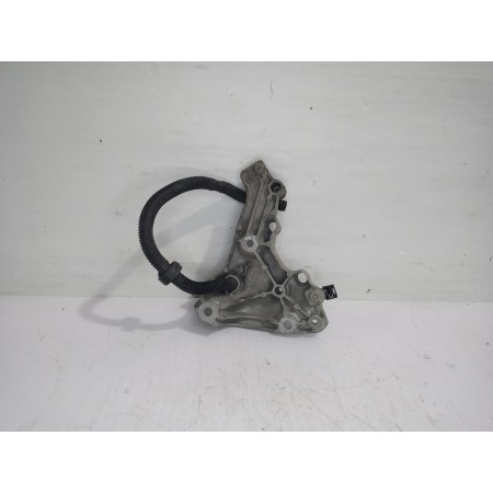 Recambio de soporte motor izquierdo para renault trafic furgón l1h1 2,7t referencia OEM IAM 648606762R  