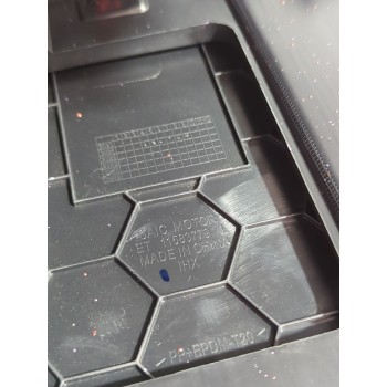 Recambio de consola central para mg zs suv (azs1) 1.5 vti referencia OEM IAM 11590501/11583779  