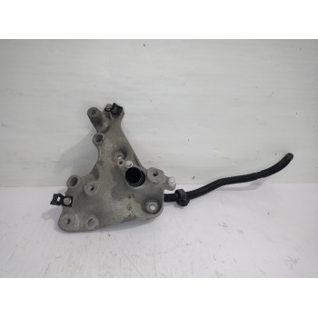 Recambio de soporte motor izquierdo para renault trafic furgón l1h1 2,7t referencia OEM IAM 648606762R  