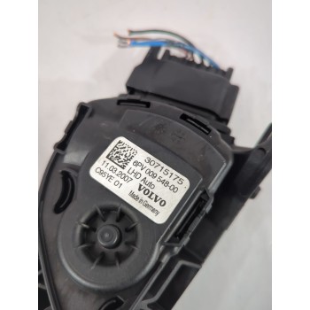 Recambio de pedal acelerador para volvo xc70 i cross country (295) d5 awd referencia OEM IAM 30715175  