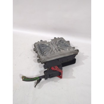 Recambio de centralita motor uce para volvo xc70 i cross country (295) d5 awd referencia OEM IAM 30771550AB  