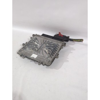 Recambio de centralita motor uce para volvo xc70 i cross country (295) d5 awd referencia OEM IAM 30771550AB  