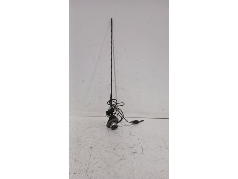 Recambio de antena para renault megane ii (bm0/1_, cm0/1_) 1.5 dci (bm1e, cm1e) referencia OEM IAM 8200331744  