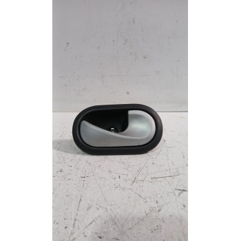 Recambio de maneta interior delantera derecha para renault megane ii (bm0/1_, cm0/1_) 1.5 dci (bm1e, cm1e) referencia OEM IAM 82