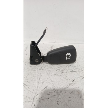 Recambio de enganche cinturon trasero derecho para volvo xc70 i cross country (295) d5 awd referencia OEM IAM 9191997  