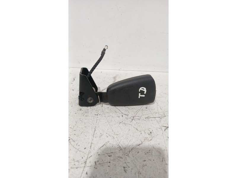 Recambio de enganche cinturon trasero derecho para volvo xc70 i cross country (295) d5 awd referencia OEM IAM 9191997  