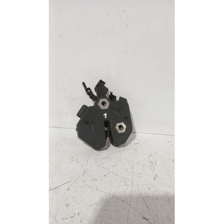 Recambio de cerradura capo para volvo xc70 i cross country (295) d5 awd referencia OEM IAM 30799689/ 30799688  