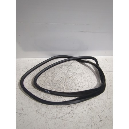 Recambio de gomas contorno puerta para volvo xc70 i cross country (295) d5 awd referencia OEM IAM 30779418  