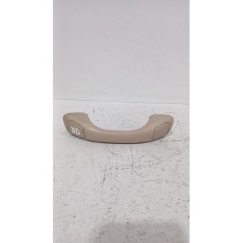 ASIDERO TECHO DELANTERO DERECHO 13550 
