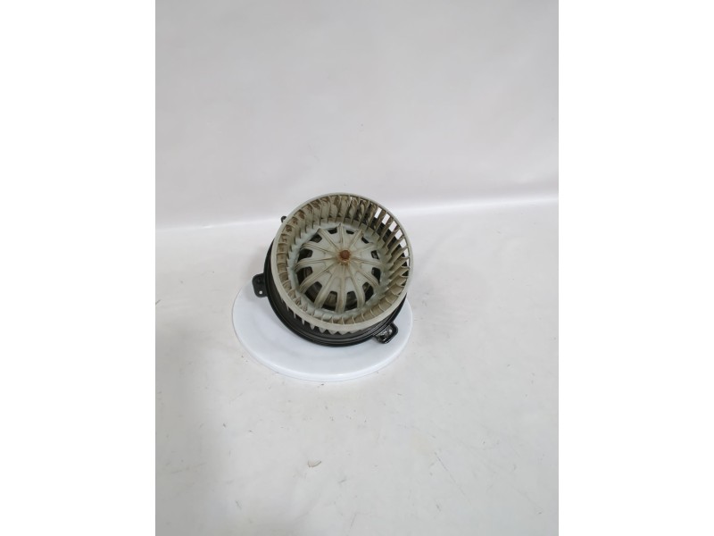 Recambio de motor calefaccion para fiat punto descapotable (176_) 60 1.2 (176ar_, 176br_) referencia OEM IAM 188AETCAT  
