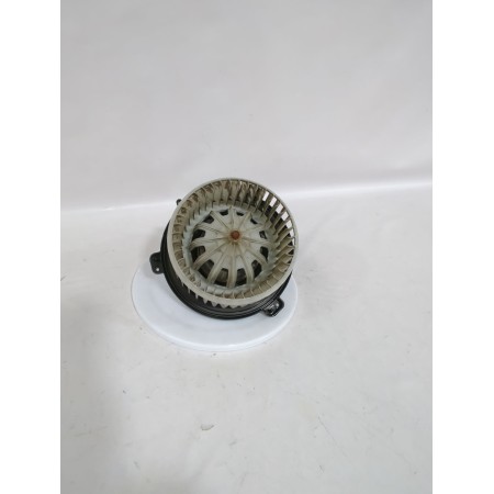 Recambio de motor calefaccion para fiat punto descapotable (176_) 60 1.2 (176ar_, 176br_) referencia OEM IAM 188AETCAT  