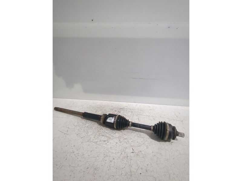 Recambio de transmision delantera derecha para volvo xc70 i cross country (295) d5 awd referencia OEM IAM 8603682  