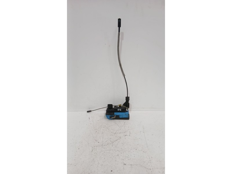 Recambio de cerradura puerta delantera derecha para volvo xc70 i cross country (295) d5 awd referencia OEM IAM 30699748  
