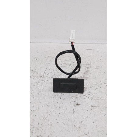 Recambio de maneta exterior porton para mg zs suv (azs1) 1.5 vti referencia OEM IAM 11661305  