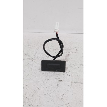 Recambio de maneta exterior porton para mg zs suv (azs1) 1.5 vti referencia OEM IAM 11661305  