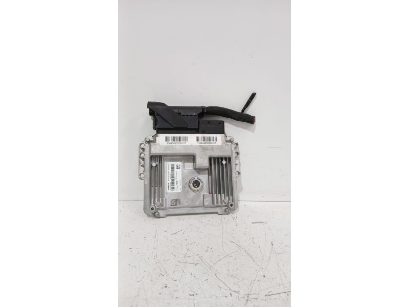 Recambio de centralita motor uce para mg zs suv (azs1) 1.5 vti referencia OEM IAM 1174646401  