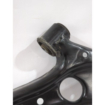 Recambio de brazo suspension inferior delantero derecho para mg zs suv (azs1) 1.5 vti referencia OEM IAM 11746130  