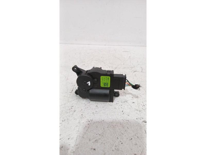 Recambio de motor apertura trampilla para mg zs suv (azs1) 1.5 vti referencia OEM IAM 11802441  