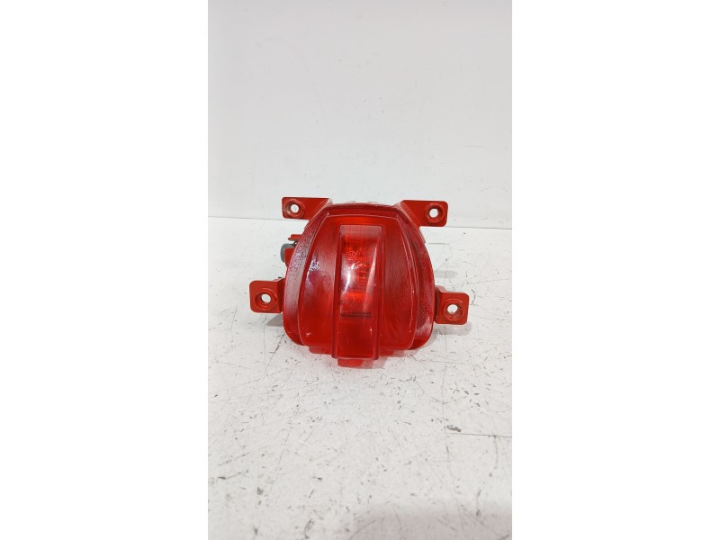 Recambio de piloto trasero central para mg zs suv (azs1) 1.5 vti referencia OEM IAM 10677393  