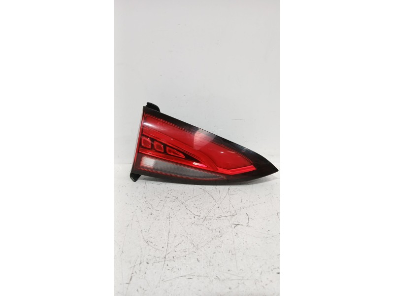 Recambio de piloto trasero izquierdo para mg zs suv (azs1) 1.5 vti referencia OEM IAM 11405667  