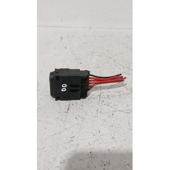 Recambio de mando elevalunas delantero derecho para fiat punto descapotable (176_) 60 1.2 (176ar_, 176br_) referencia OEM IAM B5