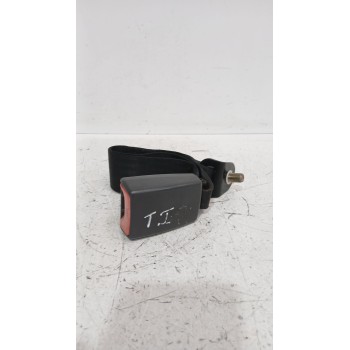Recambio de enganche cinturon trasero izquierdo para fiat punto descapotable (176_) 60 1.2 (176ar_, 176br_) referencia OEM IAM 1