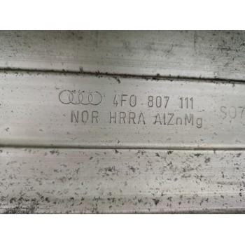 Recambio de refuerzo paragolpes delantero para audi a6 berlina (4f2) 2.4 referencia OEM IAM 4F0807111  