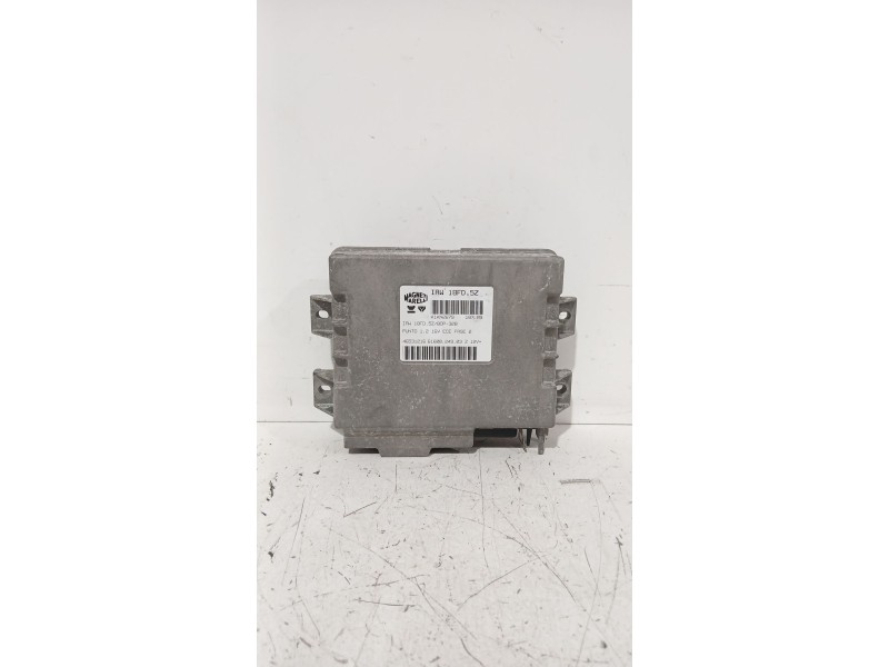 Recambio de centralita motor uce para fiat punto descapotable (176_) 60 1.2 (176ar_, 176br_) referencia OEM IAM 46531216  
