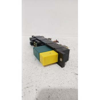 Recambio de caja reles / fusibles para fiat punto descapotable (176_) 60 1.2 (176ar_, 176br_) referencia OEM IAM 46477229  