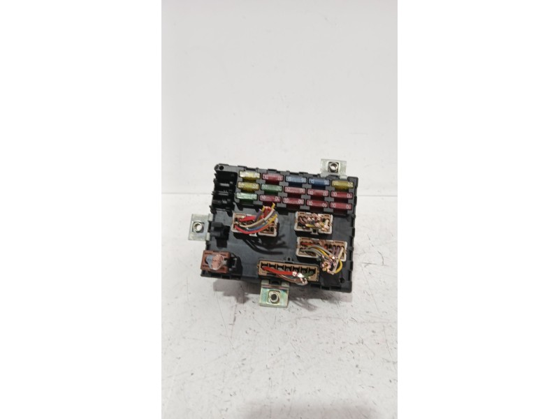 Recambio de caja reles / fusibles para fiat punto descapotable (176_) 60 1.2 (176ar_, 176br_) referencia OEM IAM 46412170  