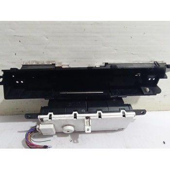 Recambio de pantalla multifuncion para toyota prius (nhw20) basis referencia OEM IAM 769362060L  