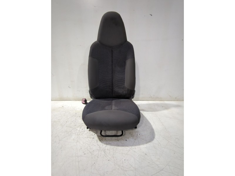 Recambio de asiento delantero izquierdo para peugeot 107 (pm_, pn_) 1.4 hdi referencia OEM IAM   