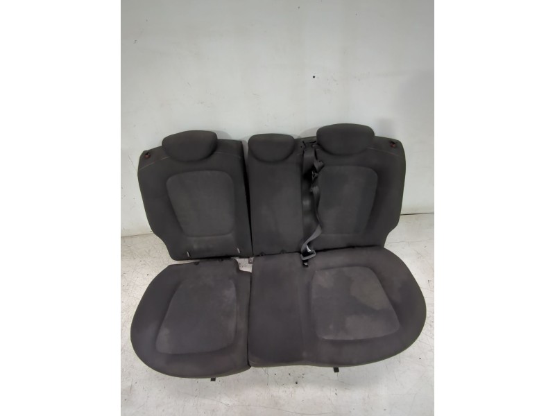 Recambio de asiento trasero para hyundai i20 i (pb, pbt) 1.2 referencia OEM IAM   