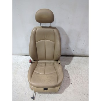 ASIENTO DELANTERO IZQUIERDO 